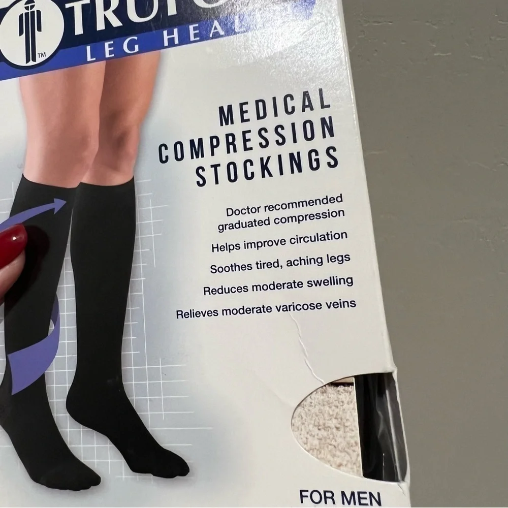 NEW Truform Medical firm Compression Stockings Unisex, size Small,  blackNIB